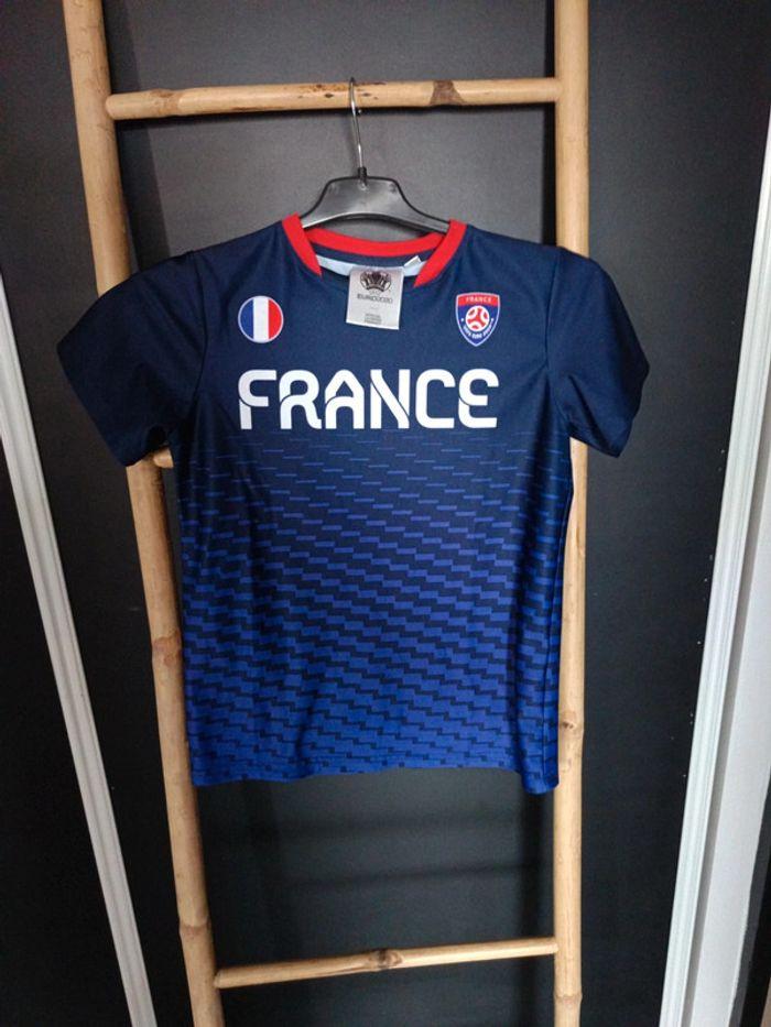 👕 tee-shirt manche courte France taille 12ans très bon état 👕 - photo numéro 2