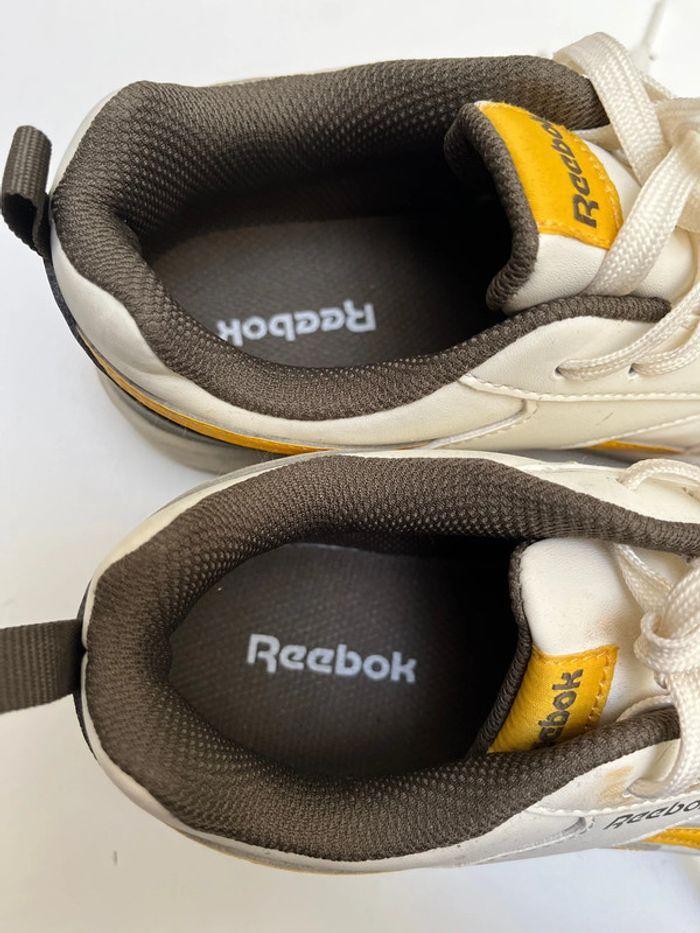 Basket Reebok garçon bon état - photo numéro 2