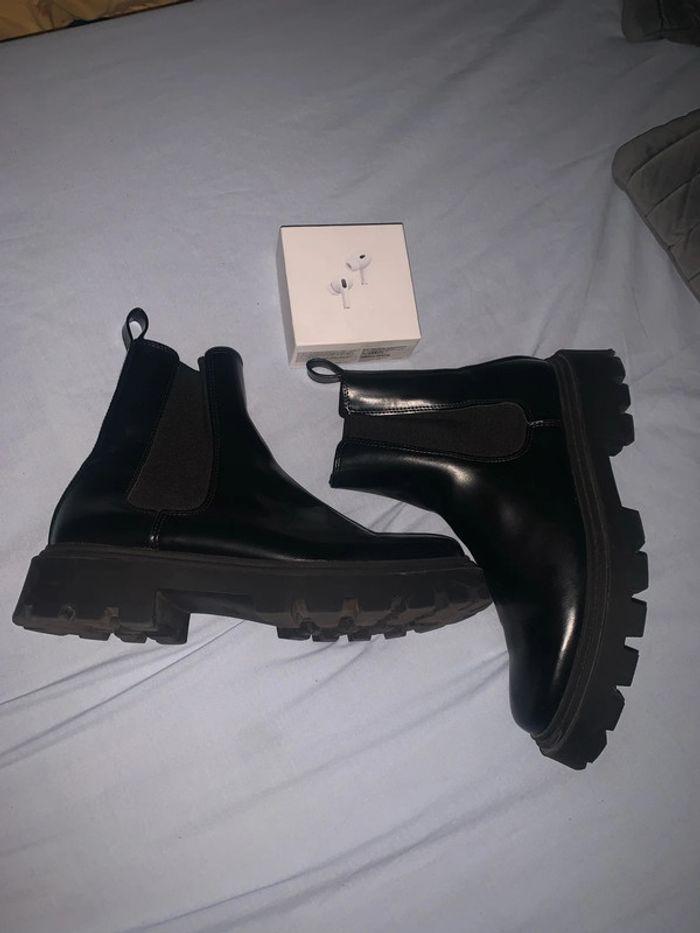 Bottes noir Zara femme - photo numéro 1