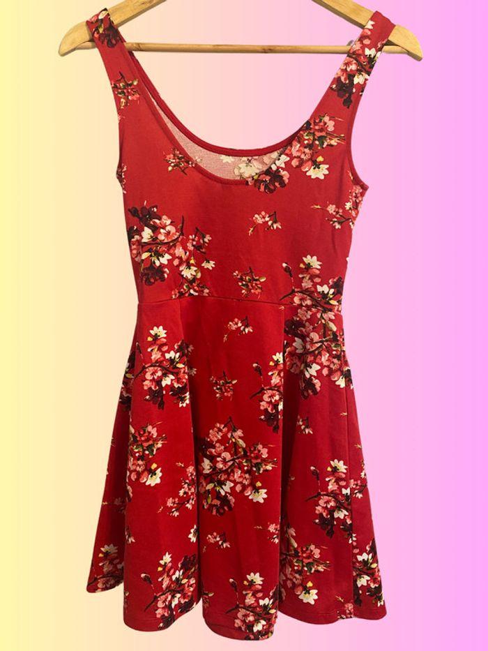 Petite robe à fleurs rouge - taille XS - photo numéro 1