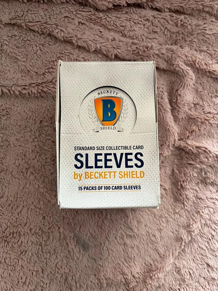 15 packs of 100 cards sleeves by Beckett Shield - photo numéro 2