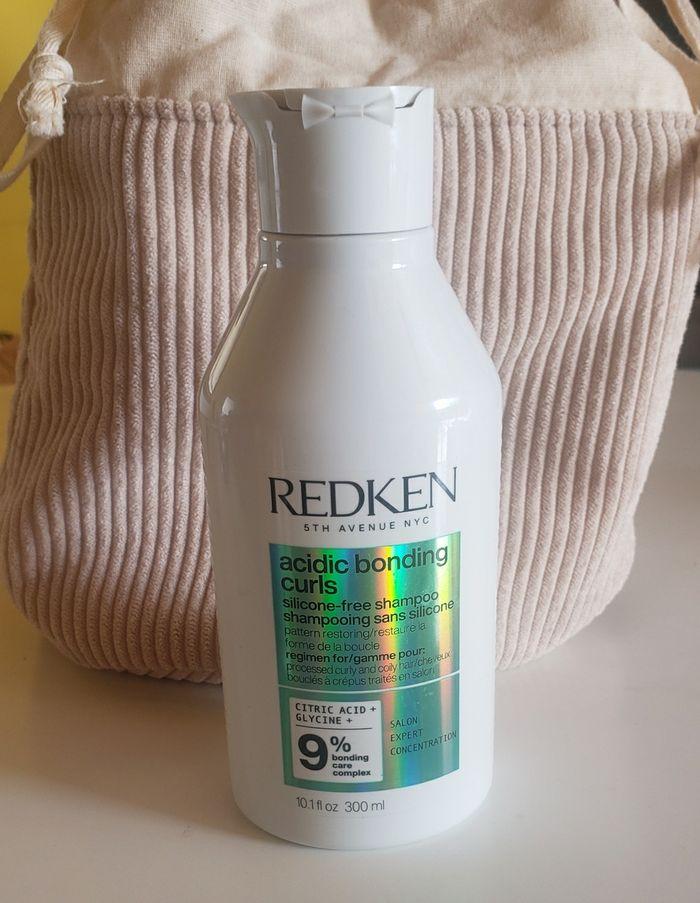 Acidic bonding curls redken - photo numéro 1