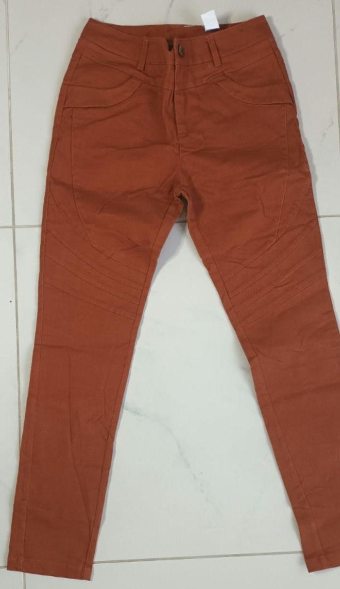 Pantalon femme T38 couleur brique ou marron - photo numéro 5