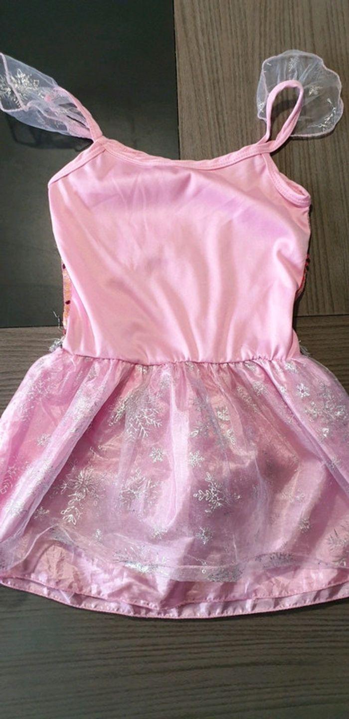 Robe princesse taille 5/7 ans - photo numéro 5