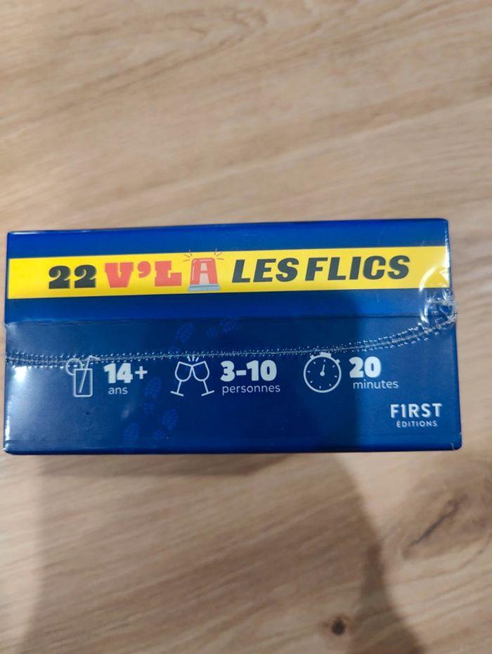 Jeu 22 V'là les flics - photo numéro 5