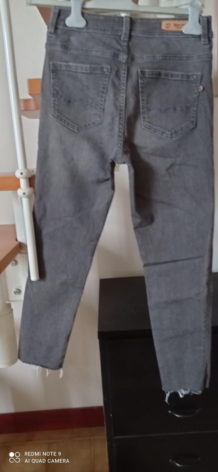 JEANS Féminin taille 36 (X36/26) couleur gris BONOBO - photo numéro 2