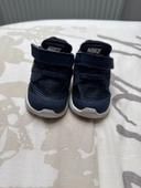 Baskets Nike garçon pointure 18,5