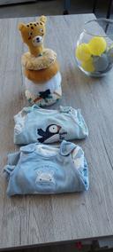 Lot 2 pyjamas et bodys 50 cm