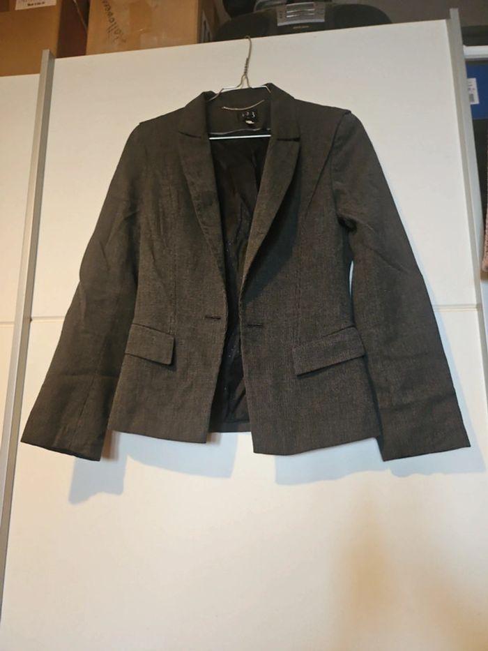 Veste tailleur - photo numéro 1