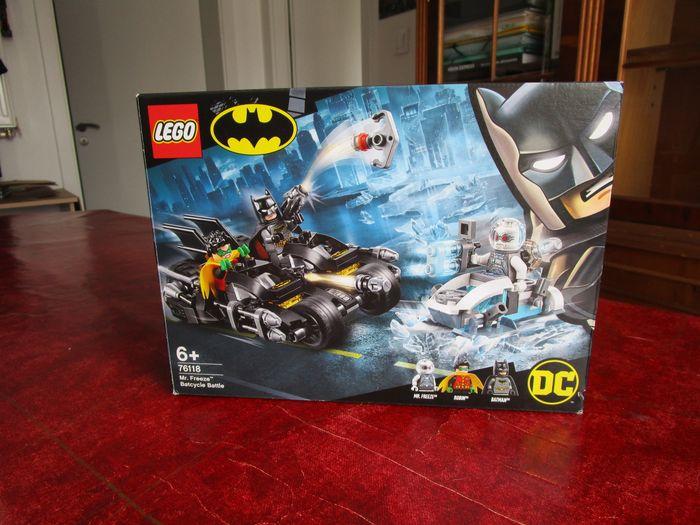 LEGO DC Comics 76118 : Mr. Freeze Batcycle Battle