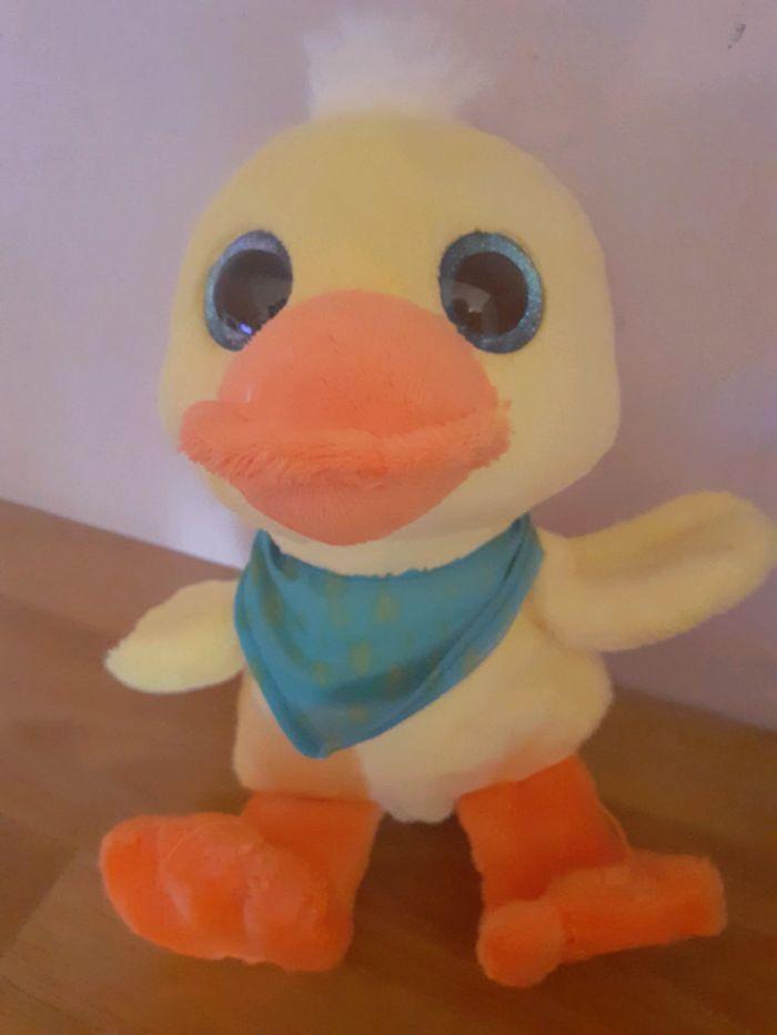 Canard en peluche neuf