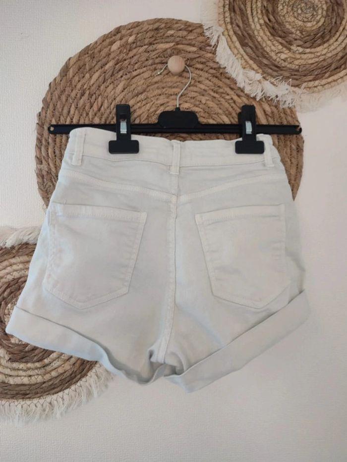 Short jean Bershka 34 - photo numéro 5