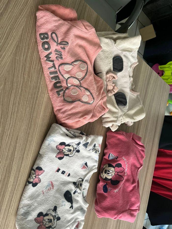 Lot de 4 pyjamas 18 mois fille - photo numéro 1