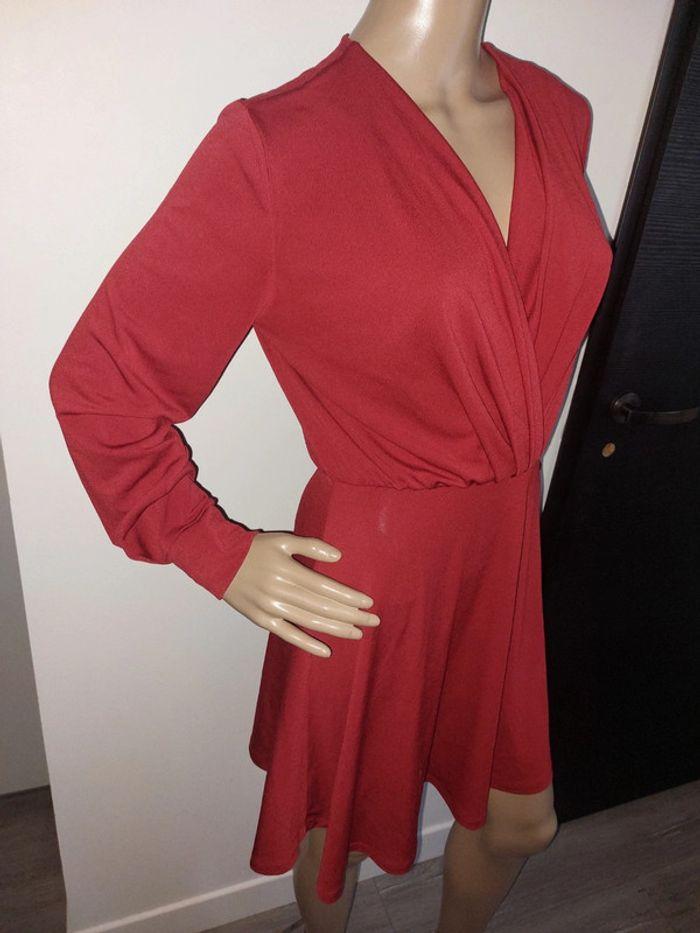 Robe rouge taille S peu portée - photo numéro 2