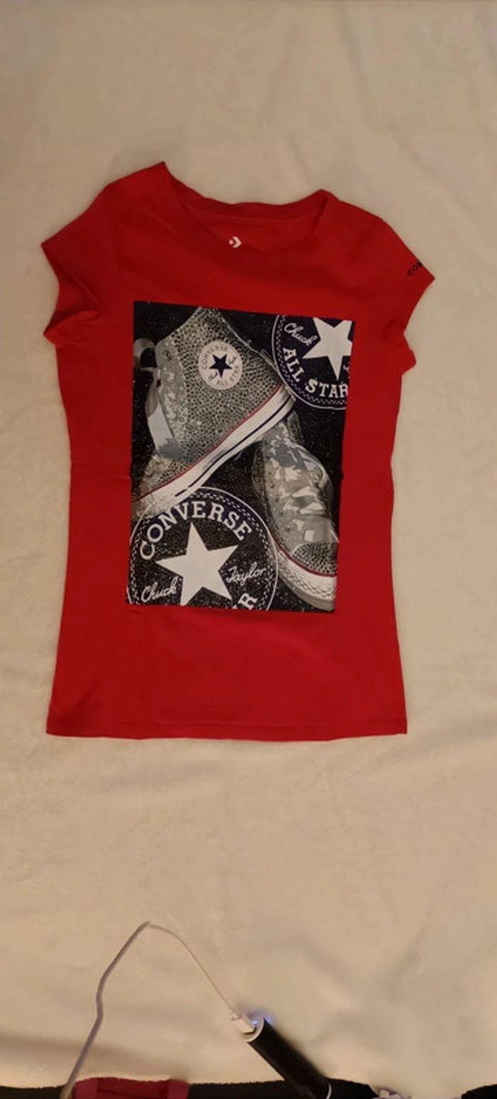 T-shirt converse 8/10 ans - photo numéro 1