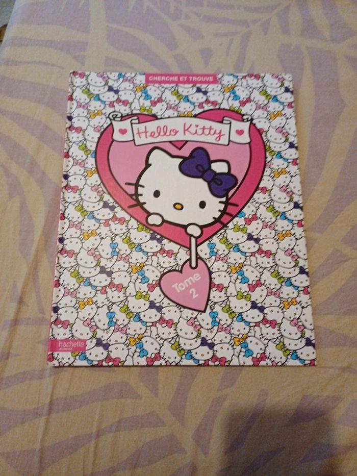 Livre cherche et trouve Hello Kitty - photo numéro 1