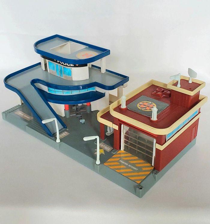 Micro Machines Electronic Emergency City en état de fonctionnement - photo numéro 1