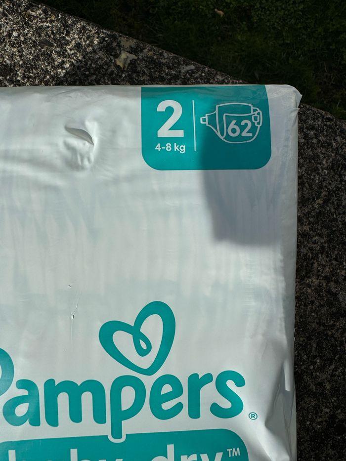 Couches Pampers taille 2 - photo numéro 1