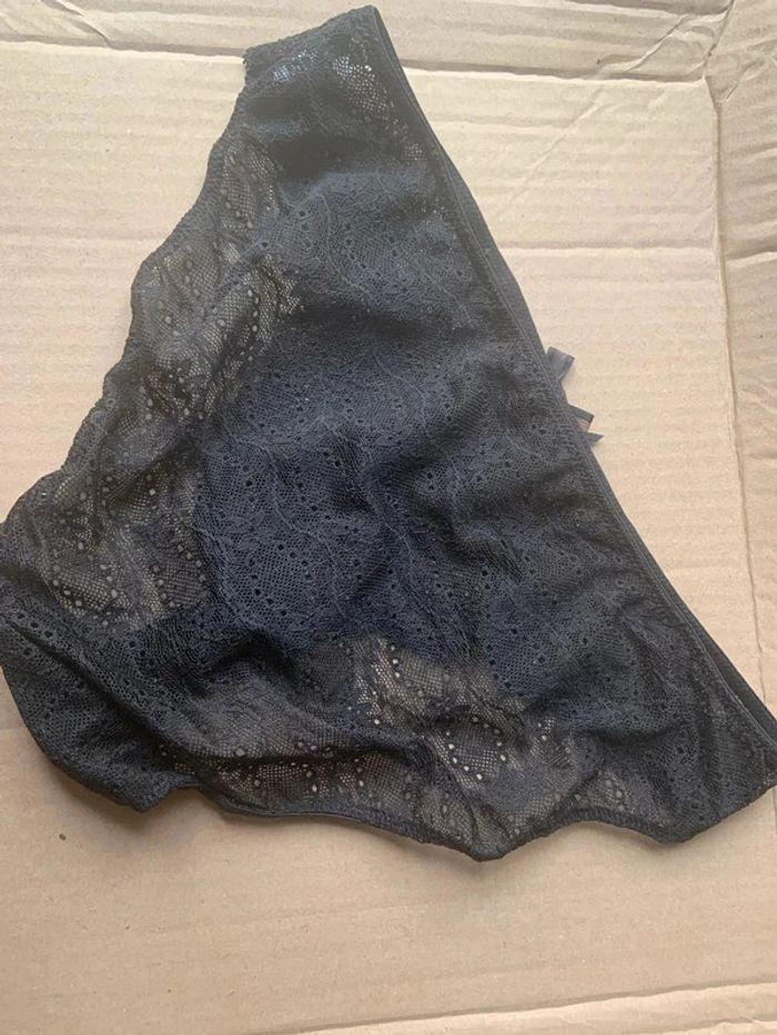 Culotte noire en dentelle Tex 38/40 - photo numéro 3