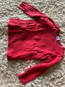 T-shirt à manches longues rouge petit bateau taille 24 M