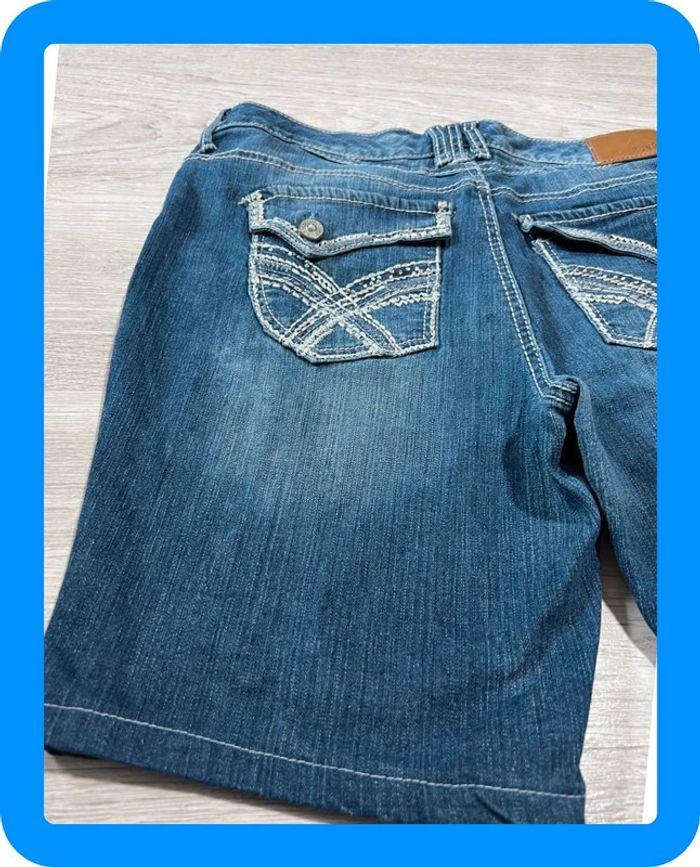 🩳 Short vintage brodé en jean  Bleu Taille S 🩳 - photo numéro 13