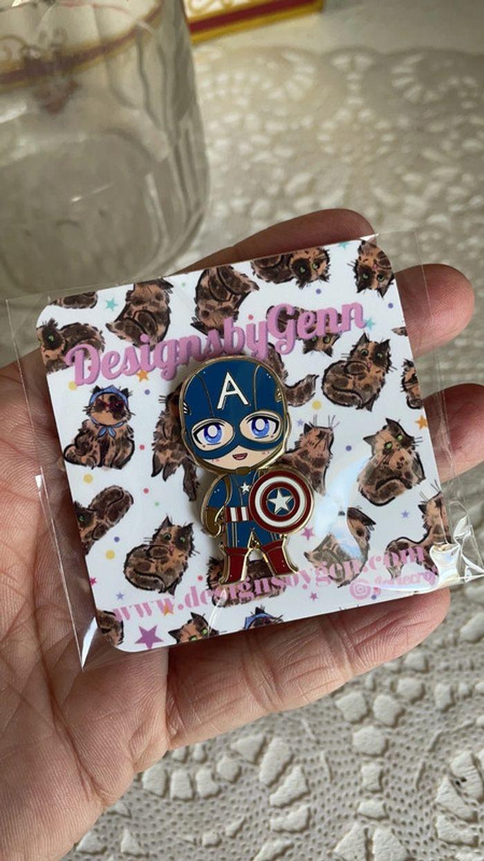 Pins captain America DBG