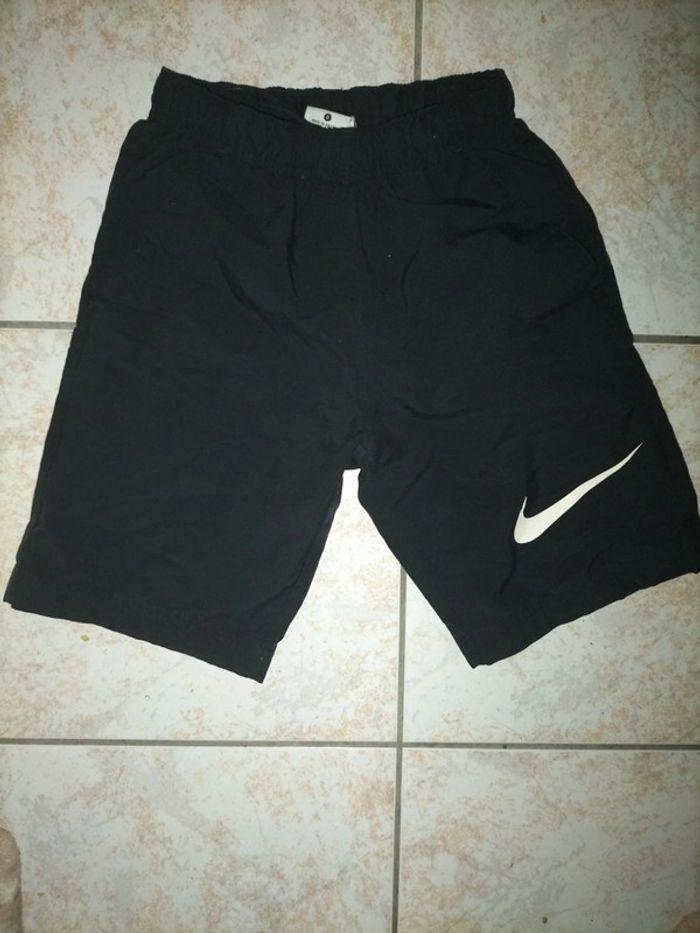 Short nike - photo numéro 1