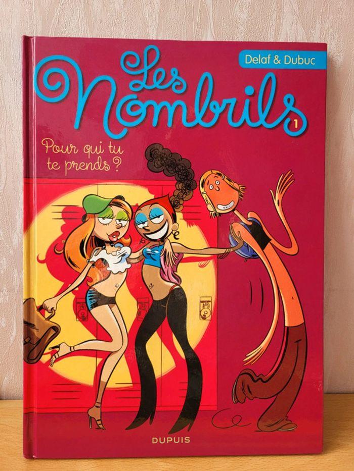 [BD] Les Nombrils Tome 1 Bon état - photo numéro 1