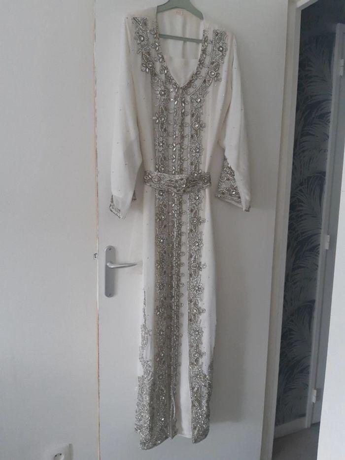 Vend caftan taille S/M - photo numéro 2