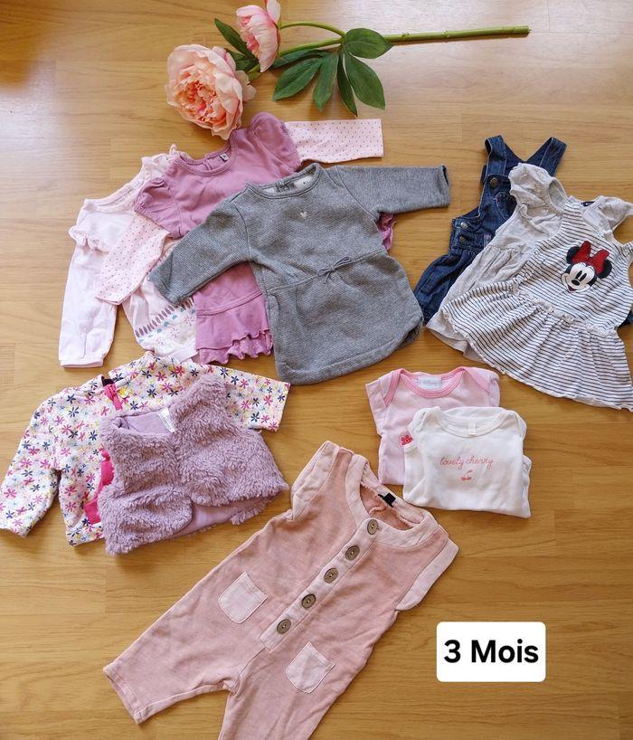 Lot vêtements fille Taille 3 Mois 🐙 - photo numéro 2