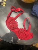 Soutien Gorge rouge en dentelle