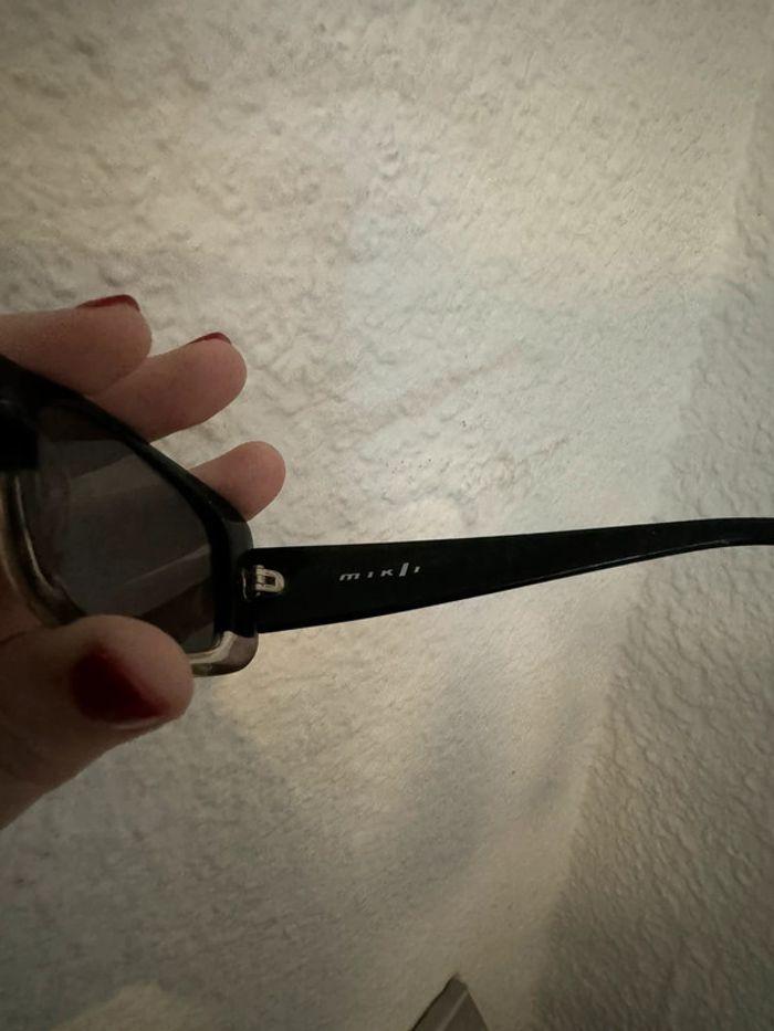 Lunette de solaire alain mikli noir et transparent - photo numéro 3