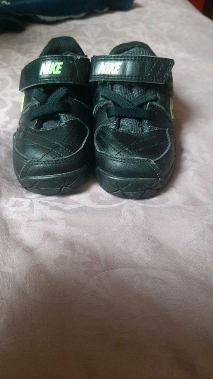 Basket nike 21 tbe noire cuir - photo numéro 1