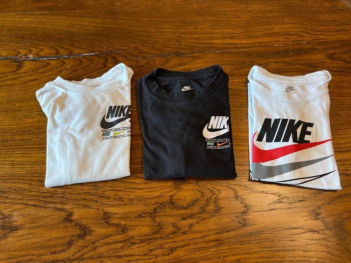 Lot t-shirt Nike - photo numéro 1