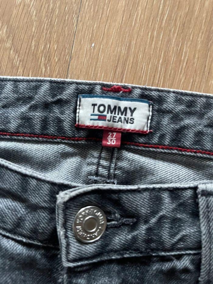 Superbe jeans gris Tommy Hilfiger - photo numéro 4