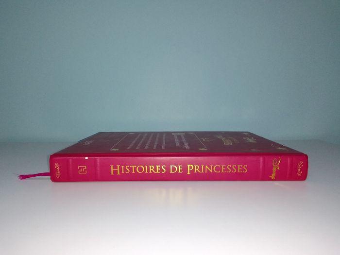 Livre disney "Histoires de princesses" - photo numéro 3