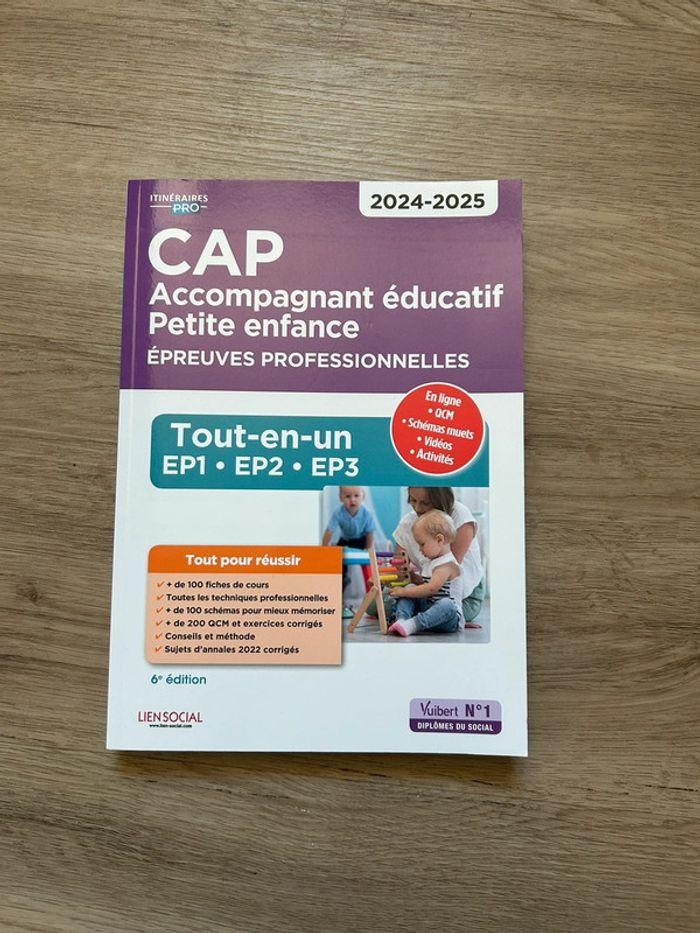 Livre cap accompagnant petite enfance - photo numéro 1