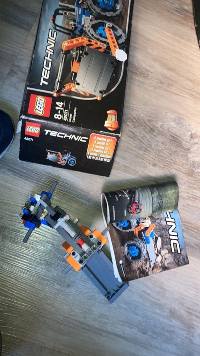 Vend lego technic ouvert - photo numéro 3