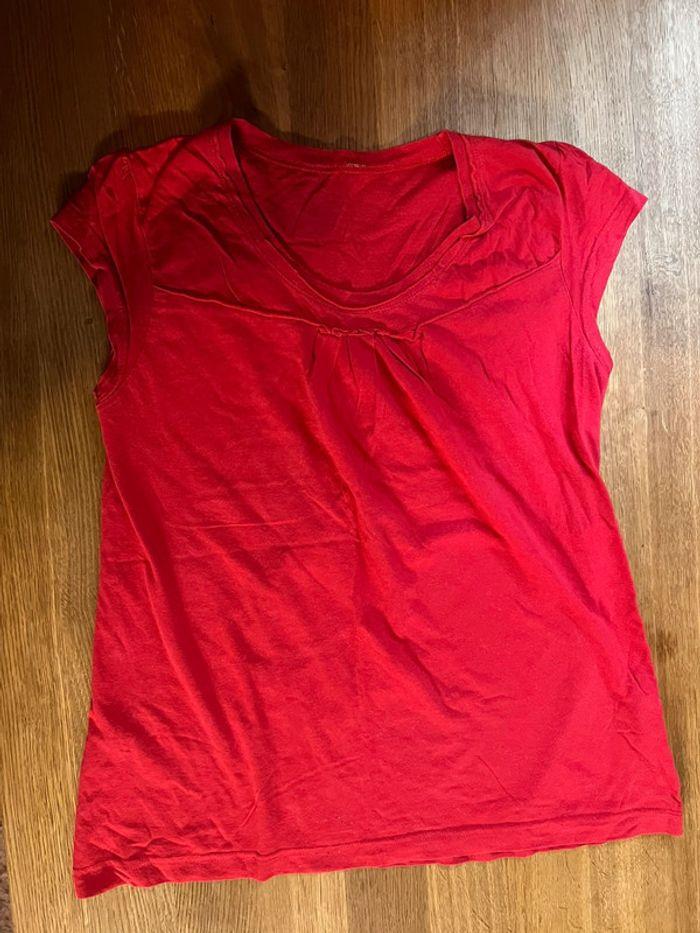 T-shirt rouge taille 42/44 mim - photo numéro 1