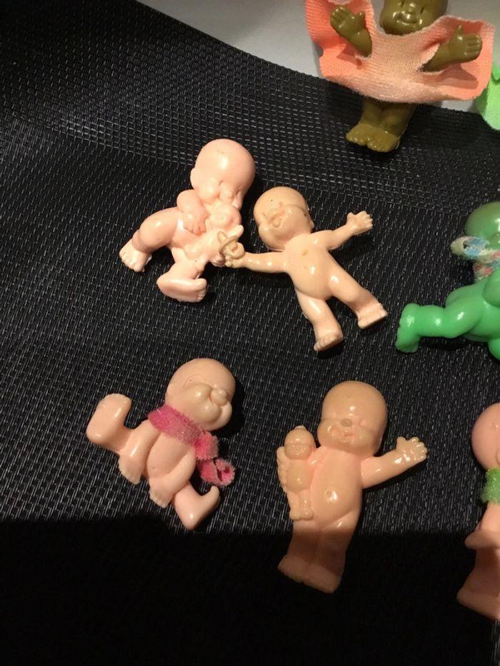 Lot figurines les Babies vintage 80’s 90’s plusieurs couleurs - photo numéro 4