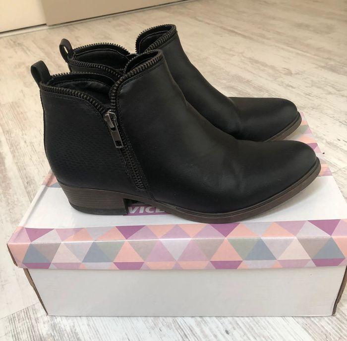 Bottines noir taille 38 très peu servi - photo numéro 1