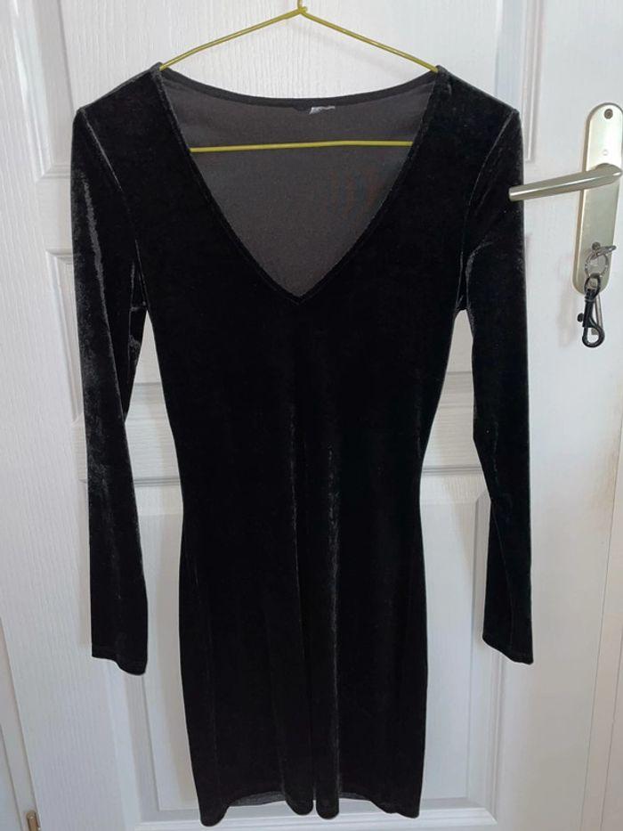 Robe noir en velours