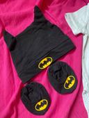 Ensemble bonnet + chaussettes Batman