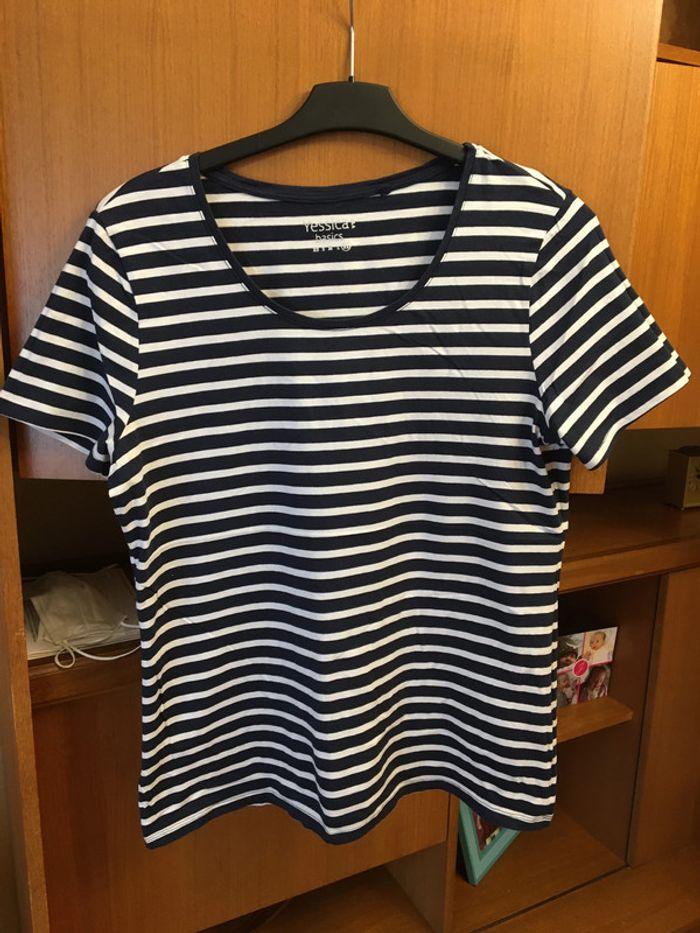 Tshirt Marine/blanc Yessica taille Xl - photo numéro 1