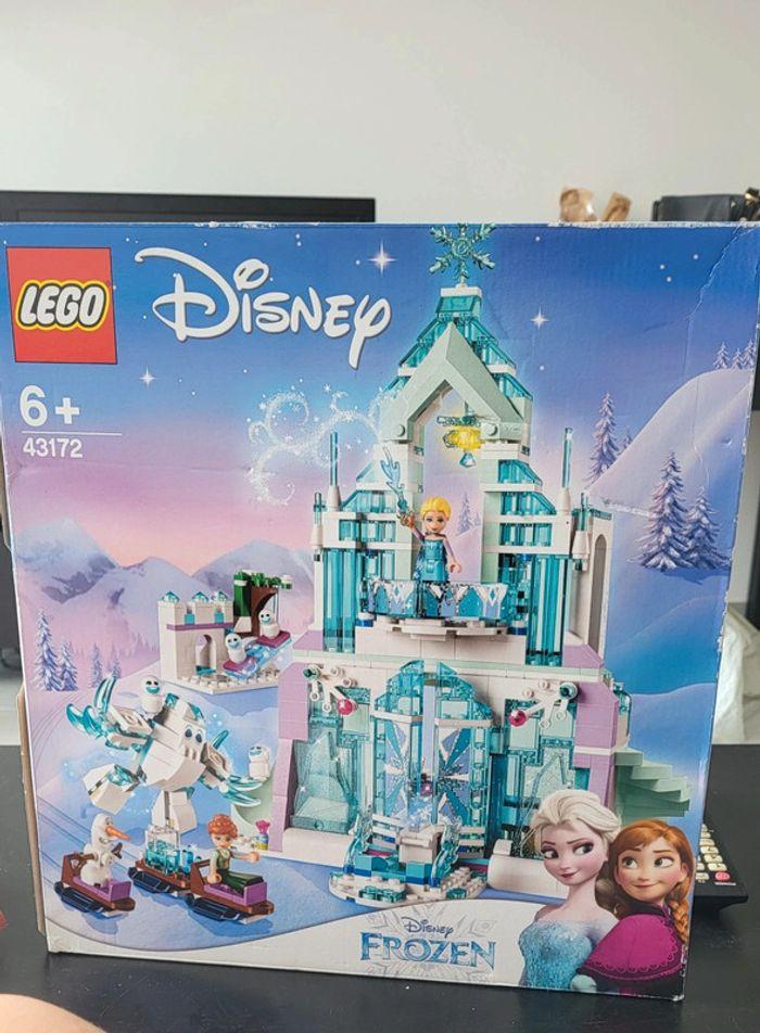 Château lego reine des neiges