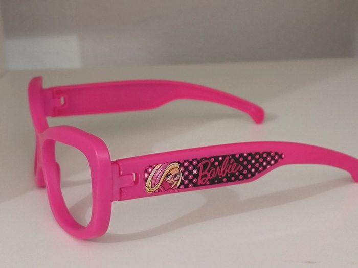 Barbie paire de lunette rose - photo numéro 3