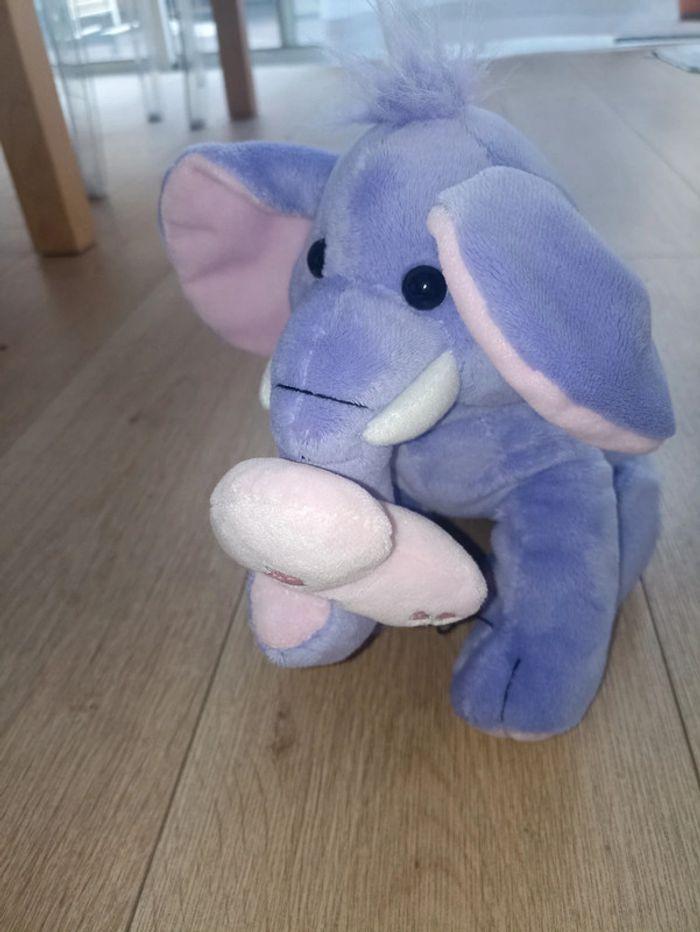 Peluche éléphant "love" - photo numéro 1