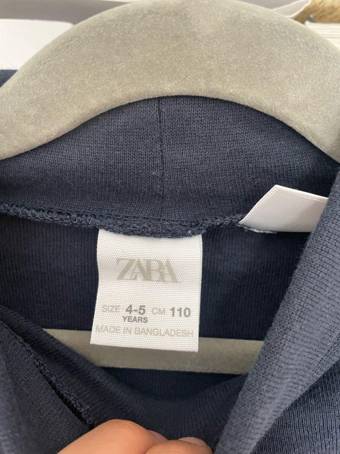 Sous pull Zara 4/5 ans - photo numéro 2