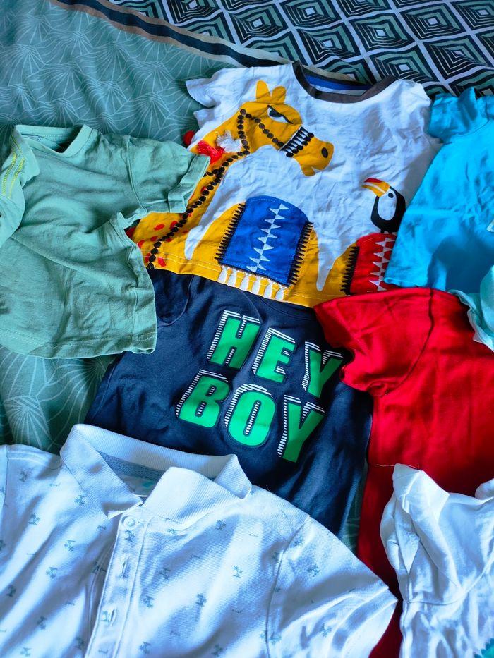 Gros lot t-shirt manches courtes 2 ans - photo numéro 7