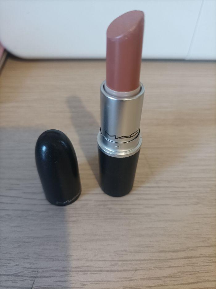 Rouge à lèvres Mac "feeling myself" - photo numéro 1